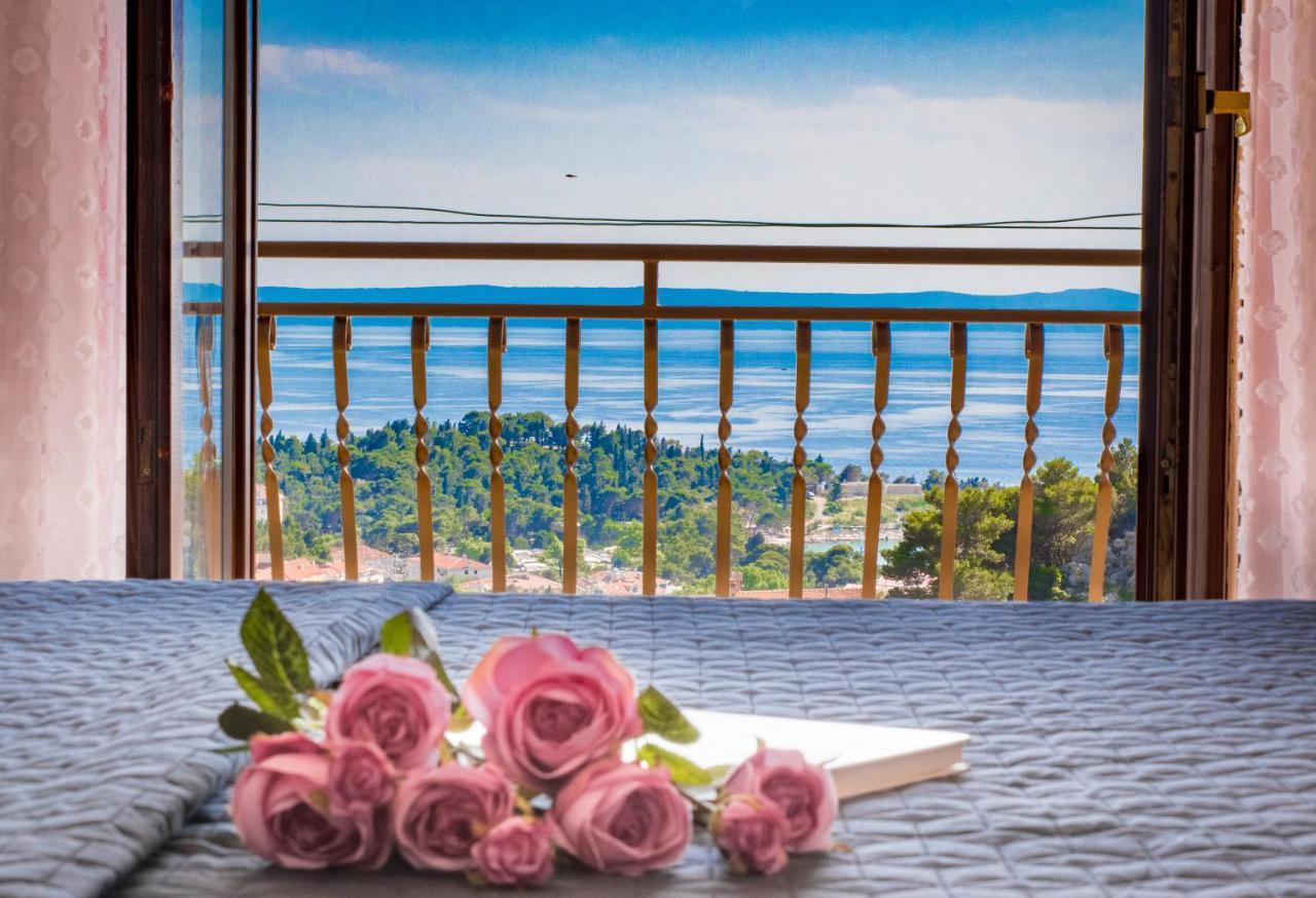 Apartment Iva With Sea View มาคาร์สกา ภายนอก รูปภาพ